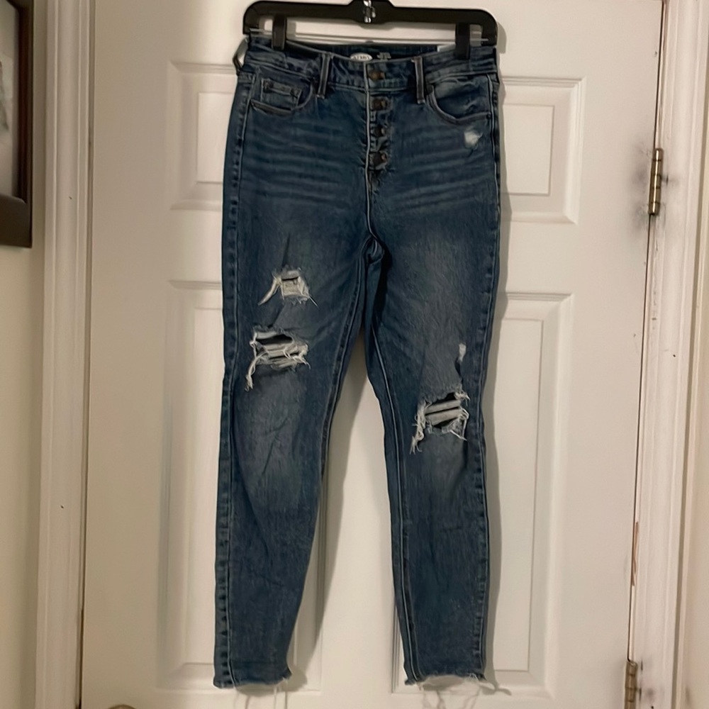 Old Navy distressed Size 4 jeans Button-fly *very nice condition*